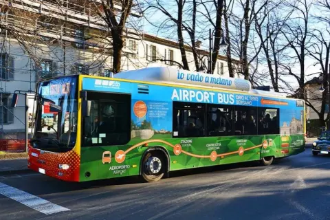 Ile kosztuje taxi z lotniska Bergamo do centrum? Ceny i porady transportowe