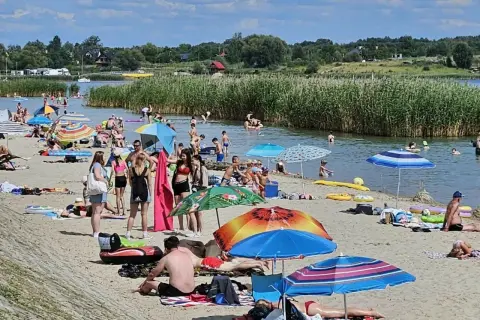 Jezioro Tarnobrzeskie: Atrakcje. Odkryj swój idealny wypoczynek!