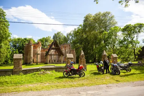 Najlepsze trasy motocyklowe Podlasia: atrakcje, długość i praktyczne porady dla motocyklistów