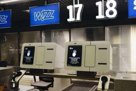 Co to jest check in na lotnisku? Kluczowe informacje i porady