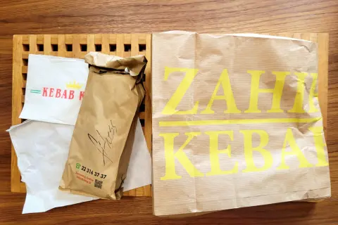 Kebab: Ile ma kalorii? Analiza składników i wersji fit