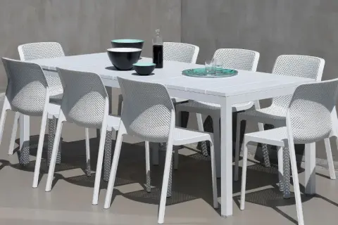 Gastro Outdoor Möbel: Klug investieren & Gäste begeistern So geht's!