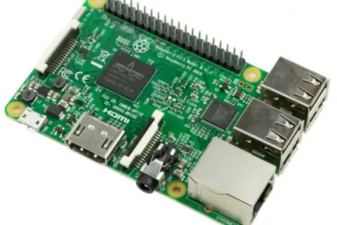 Komputer Raspberry Pi: Wprowadzenie i główne zastosowania w projektach