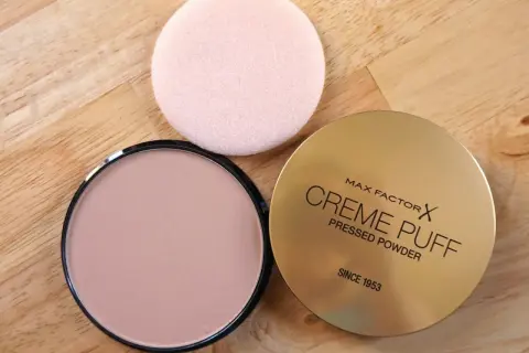 Max Factor Creme Puff jaki kolor wybrać, aby uniknąć błędów w doborze