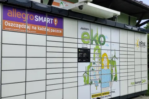 Allegro Smart! i Paczkomaty InPost: wygodne odbieranie i nadawanie paczek. Oszczędzaj na każdej przesyłce dzięki tej ekologicznej usłudze.
