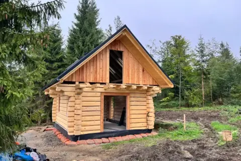 Ile kosztuje dom drewniany 70m2? Sprawdź, co wpływa na cenę