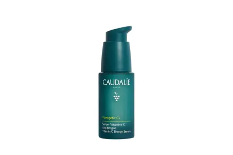 Siero Caudalie Vinergetic C+ per un boost di energia. Scopri a cosa serve questo vitamina c siero per una pelle radiosa e riposata.