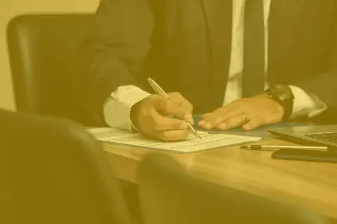 Czy trzeba odpowiadać na pismo od adwokata? Poznaj konsekwencje braku reakcji