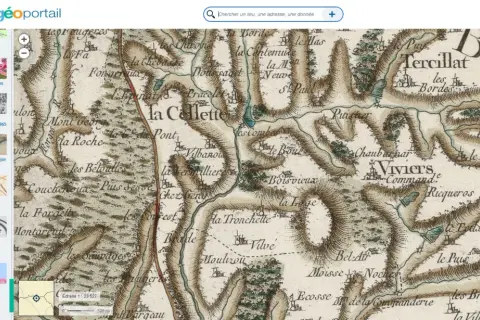 Carte de Cassini ancienne, montrant des reliefs et des lieux-dits comme "la Callette" et "Viviers".
