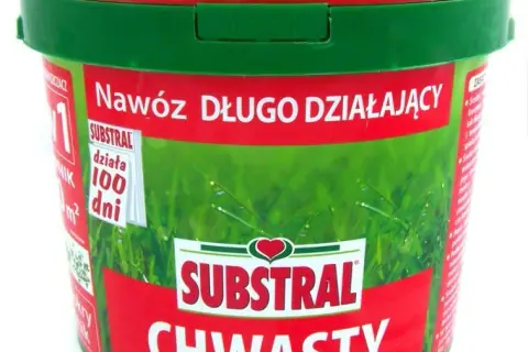 Jaki nawóz do trawy w lipcu, aby uniknąć zniszczenia trawnika?