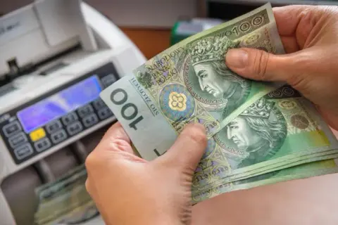 Kredyty chwilówki jaki procent? Szokujące koszty, które warto znać