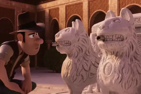 Tadeo Jones, con su sombrero y chaleco, se agacha ante dos leones de piedra con tubos en la boca, en un patio de Granada.