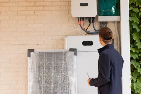 Magazyn energii 2026: Jak zyskać niezależność i oszczędzić na prądzie?