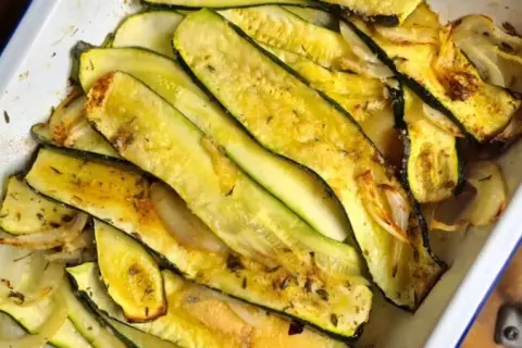 Courgettes grillées au four : comment les rendre parfaites et non molles ?