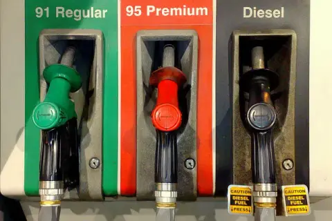 Używany diesel czy benzyna - co wybrać, aby uniknąć kosztów?