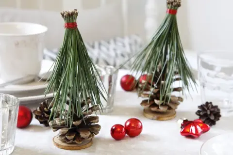 Cekinowa choinka DIY: Stwórz olśniewającą ozdobę bez błędów