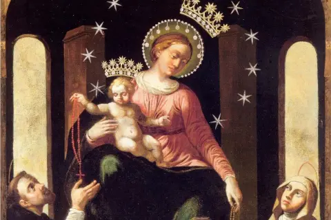 Matka Boska z Dzieciątkiem i świętymi, trzymający różańce. Obraz przypomina o modlitwie nowenna pompejańska krok po kroku.