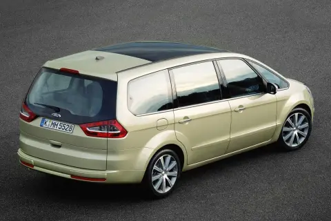 Ford S-Max jaki silnik wybrać? Porównanie i opinie ekspertów