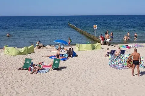 Kiedy zaczyna się sezon nad morzem? Sprawdź daty i porady na wakacje