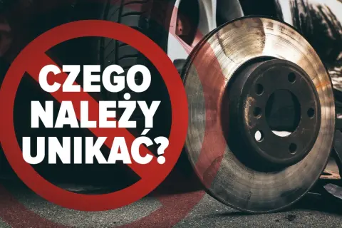 Przegrzana tarcza hamulcowa, widoczna obok zakazu, symbolizuje to, czego należy unikać w utrzymaniu pojazdu.