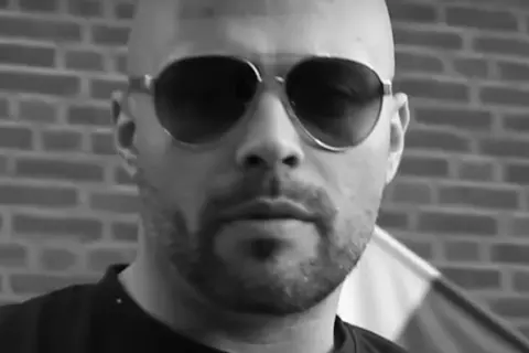 Tomasz Chachurski: Gdzie przyjmuje i co leczy? Gdańsk, Hilden, rezerwacja