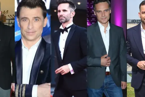 Pięciu polskich celebrytów w eleganckich strojach.