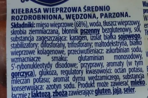 Fragment etykiety kiełbasy wieprzowej z widocznym składem i informacjami o produkcie.