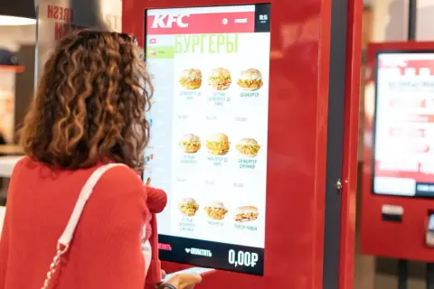 Co się opłaca w KFC? Najlepsze oferty i promocje, które zaoszczędzą Twój budżet