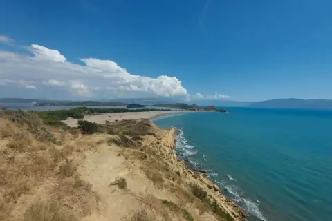 Wlora: przewodnik po plażach, atrakcjach i rejsach planuj wakacje!