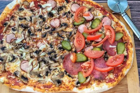 Perfekcyjna pizza jak z pizzerii w domu? To prostsze niż myślisz!