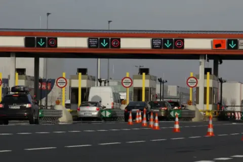 Czy autostrady w Polsce są prywatne? Poznaj ważne szczegóły i opłaty