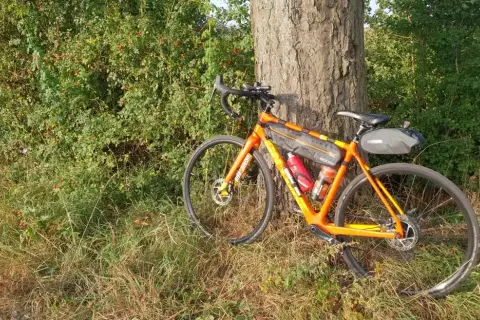 Ile czasu zajmuje przejechanie 10 km na rowerze? Sprawdź różnice!
