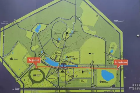 Mapa Parku Śląskiego z zaznaczonymi atrakcjami dla dzieci: zoo, planetarium, wesołe miasteczko. Wskazuje Twoją aktualną lokalizację i drogę do celu.