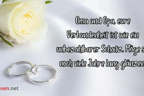Zwei Ringe, eine weiße Rose und Perlen symbolisieren die 60 Jahre Hochzeit von Oma und Opa. Ihre Verbundenheit glänzt wie ein Schatz.