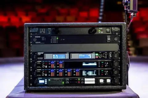 Ambitna elektronika: Twój przewodnik po świecie złożonych dźwięków