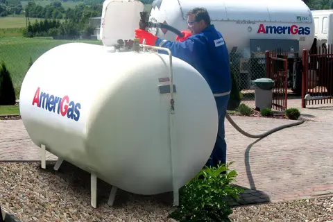 Co to jest LPG ogrzewanie? Poznaj jego zalety i wady w praktyce