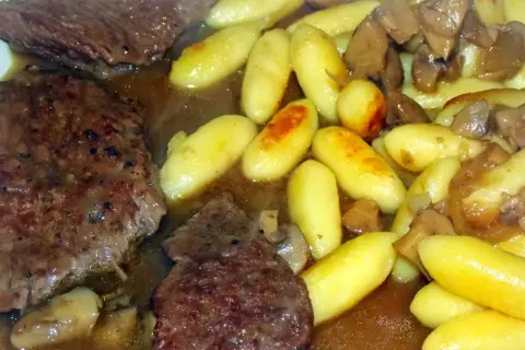 Jak zrobić miękką wołowinę - sprawdzone metody na delikatne mięso