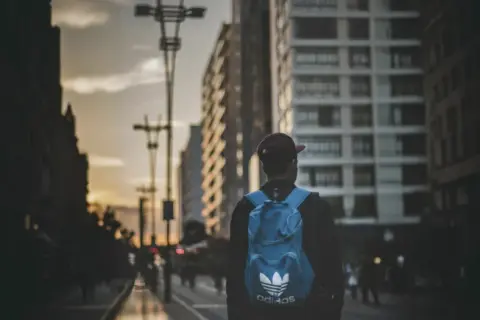 Przegląd plecaków Adidas. Czy warto wybrać je na wycieczkę?