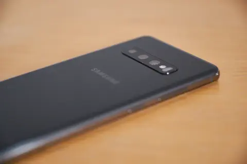 Samsung S10 aparat ile pikseli - jak jakość zdjęć wpływa na zdjęcia?