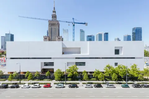 Muzeum sztuki nowoczesnej Warszawa – odkryj wyjątkowe wystawy i atrakcje