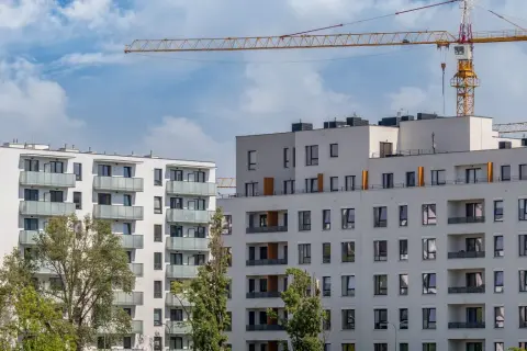 Mieszkanie na sprzedaż: Gdzie szukać? Ekspert radzi, jak znaleźć!