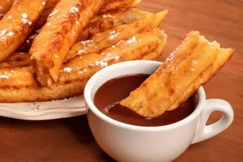 ¿Churros duros? Nunca más: el secreto para que sean tiernos