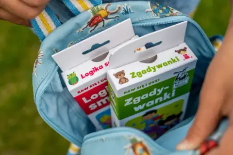 Co robimy podczas jazdy samochodem Familiada? Odpowiedzi na zagadki