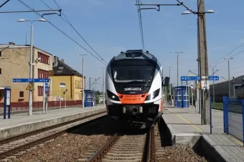 Jak dojechać do Sandomierza pociągiem? Sprawdź połączenia i ceny
