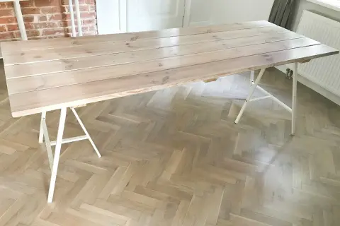 Stół z desek DIY: Zbuduj trwały mebel krok po kroku, nawet jako amator