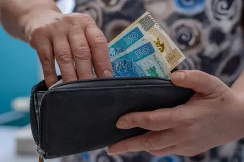 Ile trzeba mieć lat pracy do emerytury? Oto kluczowe informacje