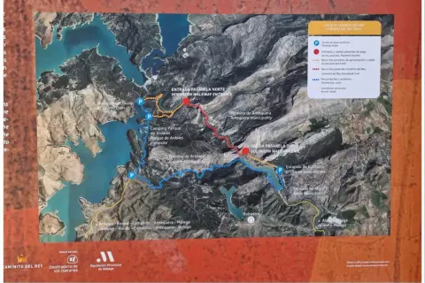 Mapa szlaku Caminito del Rey, pokazujący trasę, parkingi, wejścia i wyjścia. Ścieżka króla Malaga w malowniczej okolicy.