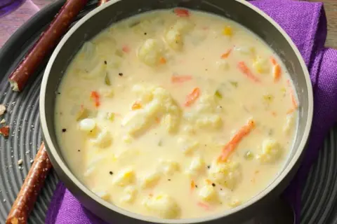 Soupe de Chou-Fleur : Recette Facile, Astuces & Variantes Crémeuses