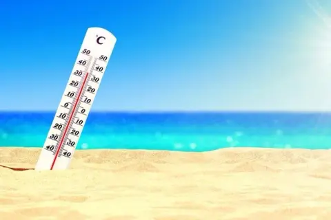 Bałtyk ile stopni? Sprawdź aktualną temperaturę wody w Polsce