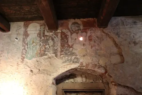 Wiślica atrakcje: Odkryj ukryte skarby i historyczne miejsca